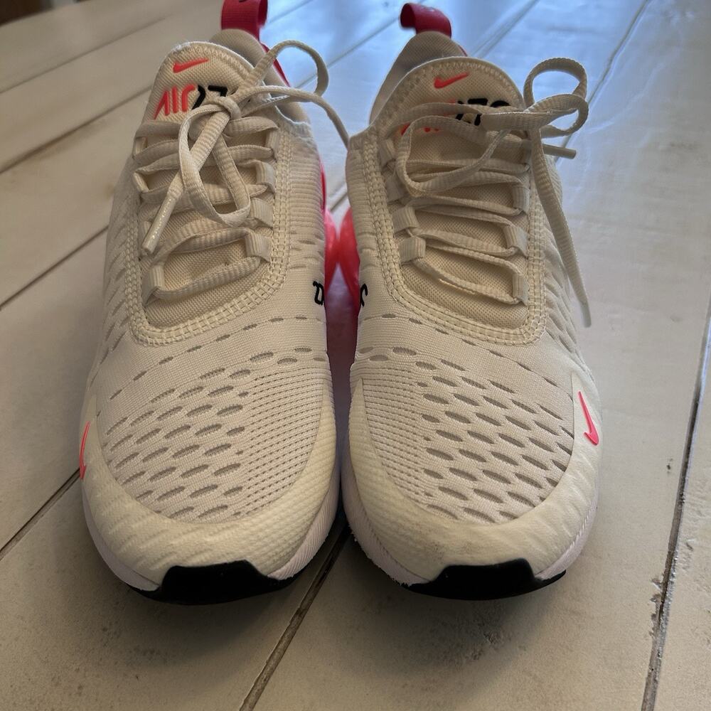 Nike Air Max 270 Size 5 AH-6789-122